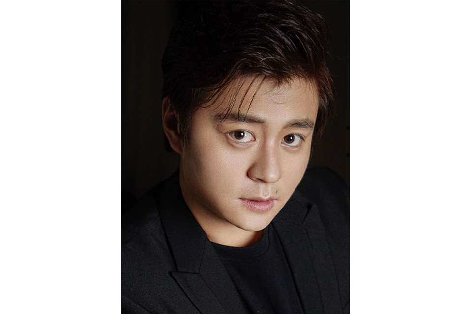 Kyu Lee Kyu Lee