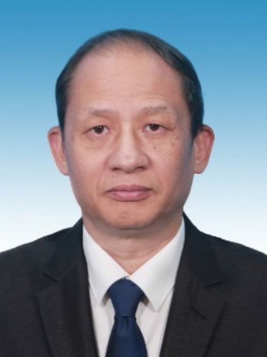 范啟有(福建省龍巖市發展和改革委員會二級調研員) 范啟有(福建省龍巖市發展和改革委員會二級調研員)