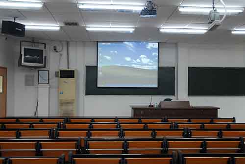多媒體電教室