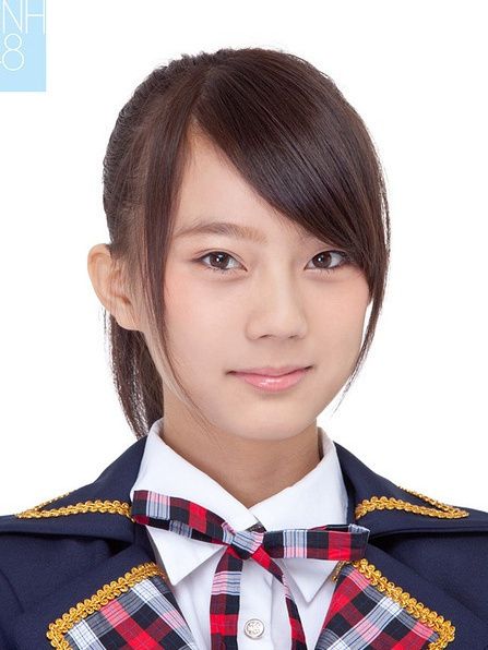 王依君 王依君