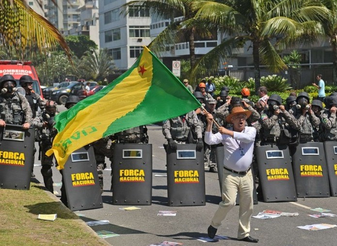 巴西油田民族抗議事件