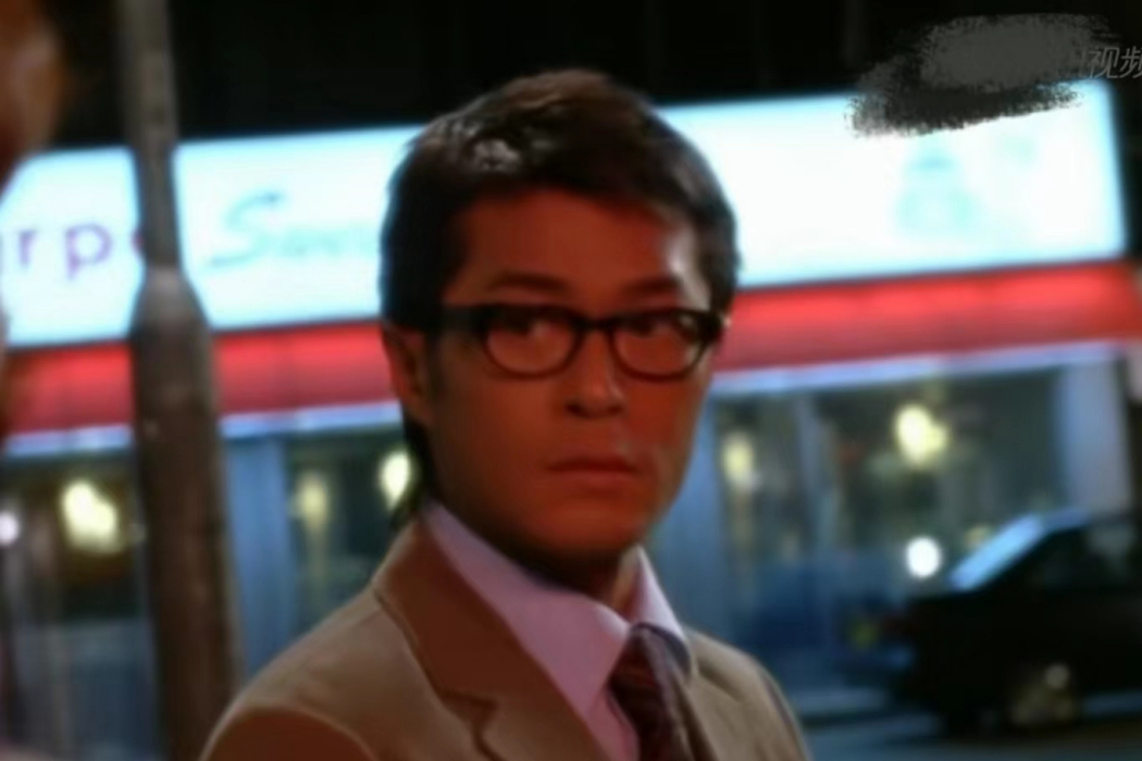 王啟明(愛情喜劇電影《戀情告急》中的角色) 王啟明(愛情喜劇電影《戀情告急》中的角色)
