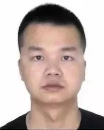 董偉成 董偉成