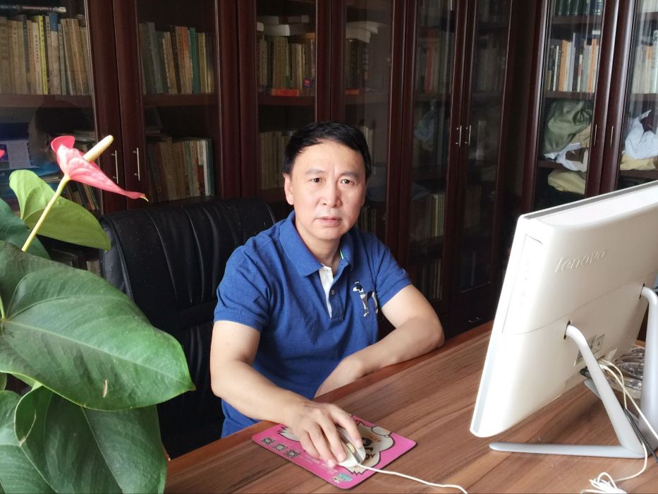 周明(四川省社會科學院神話研究院研究員) 周明(四川省社會科學院神話研究院研究員)