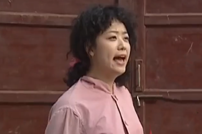 龍艷艷 龍艷艷