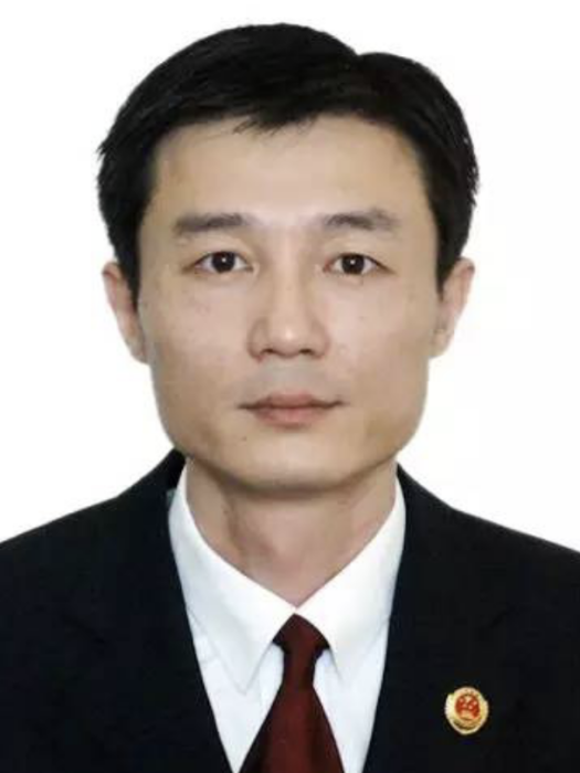 鐘明(江西省樂平市人民檢察院黨組成員、副檢察長) 鐘明(江西省樂平市人民檢察院黨組成員、副檢察長)