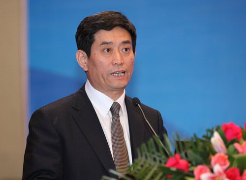 朱長嶺(中國家具協會理事長) 朱長嶺(中國家具協會理事長)