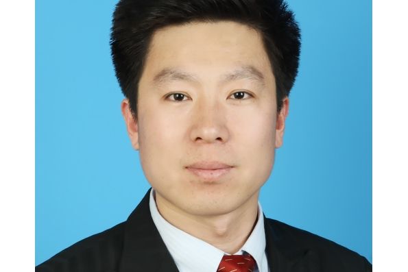 李鵬(中國低碳經濟發展促進會秘書長) 李鵬(中國低碳經濟發展促進會秘書長)