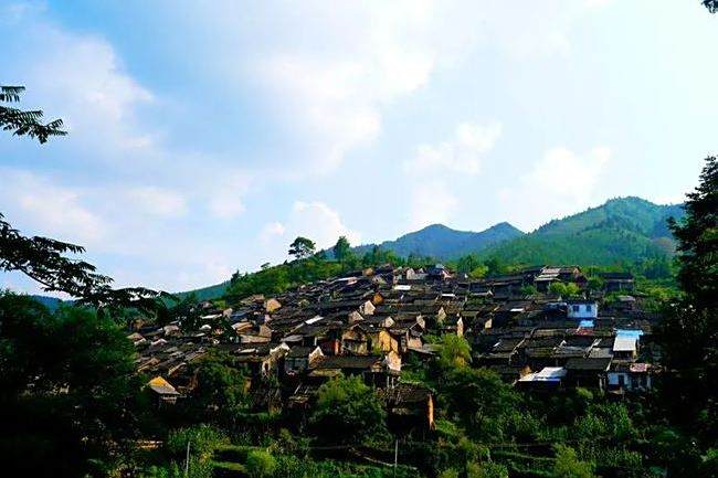 千年岩寨 千年岩寨