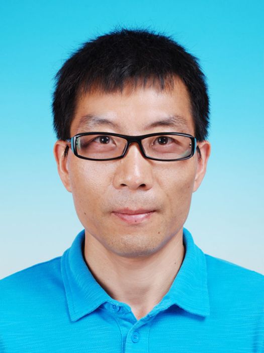 吳德群
