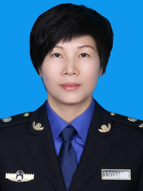 林麗(溫州市龍灣區綜合行政執法局副局長) 林麗(溫州市龍灣區綜合行政執法局副局長)