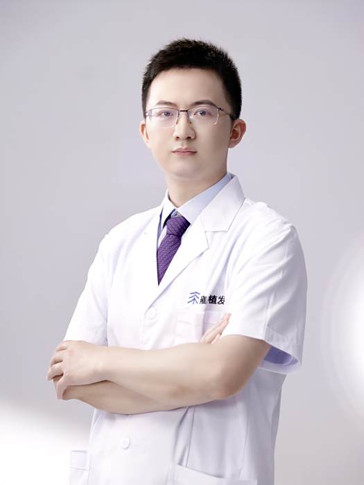 塗明(寧波鄞州雍禾醫療美容診所執業醫師) 塗明(寧波鄞州雍禾醫療美容診所執業醫師)