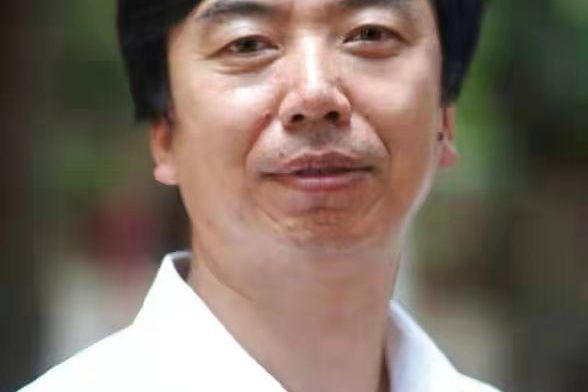 鄭勇(江西省工藝美術大師) 鄭勇(江西省工藝美術大師)