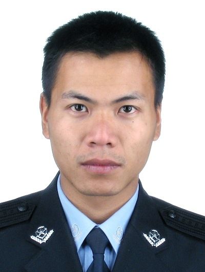 曾勇(浙江省衢州市公安局柯城分局黨委委員、政治處主任) 曾勇(浙江省衢州市公安局柯城分局黨委委員、政治處主任)