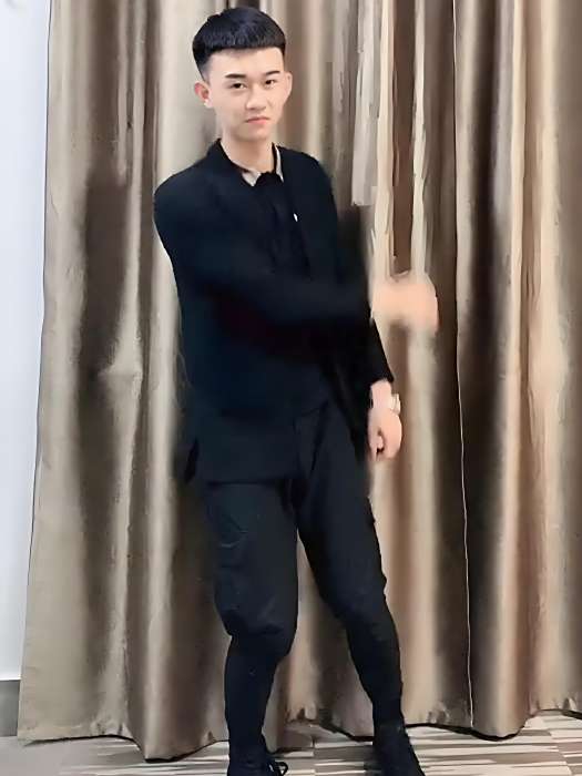 - 劉碩⚜️ - 劉碩⚜️