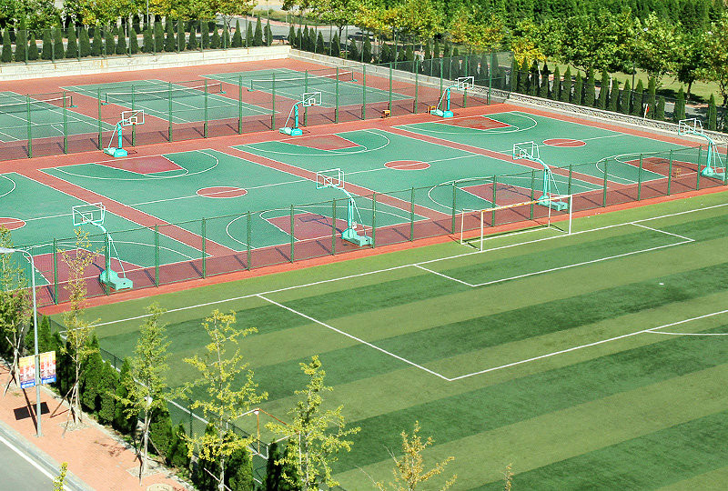 遼寧對外經貿學院網球場