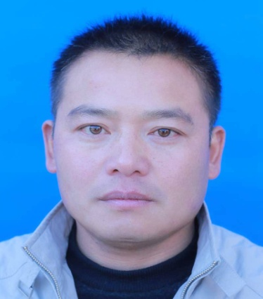 劉中權(西藏自治區山南市錯那縣政府副縣長) 劉中權(西藏自治區山南市錯那縣政府副縣長)