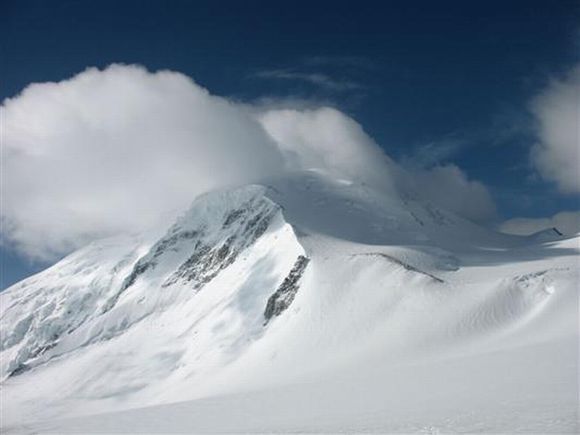 奎屯山 奎屯山