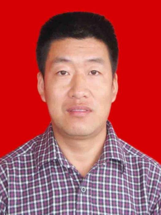 郭鵬飛(山西省長治市黎城縣人力資源和社會保障局副局長) 郭鵬飛(山西省長治市黎城縣人力資源和社會保障局副局長)