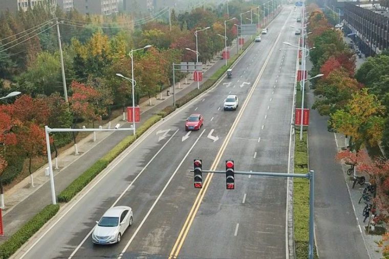 泉泰路 泉泰路