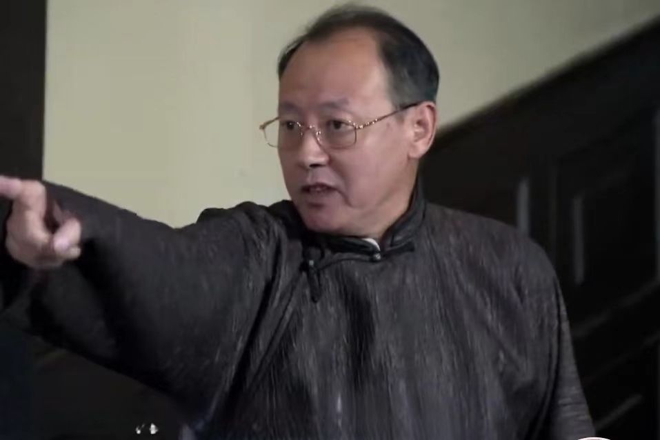 劉漢民(年代電視劇《午夜蝴蝶》中的角色) 劉漢民(年代電視劇《午夜蝴蝶》中的角色)