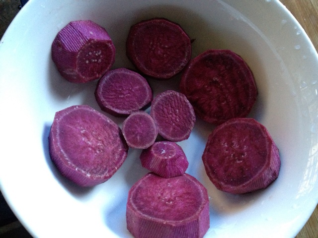 紫薯銀耳百合湯