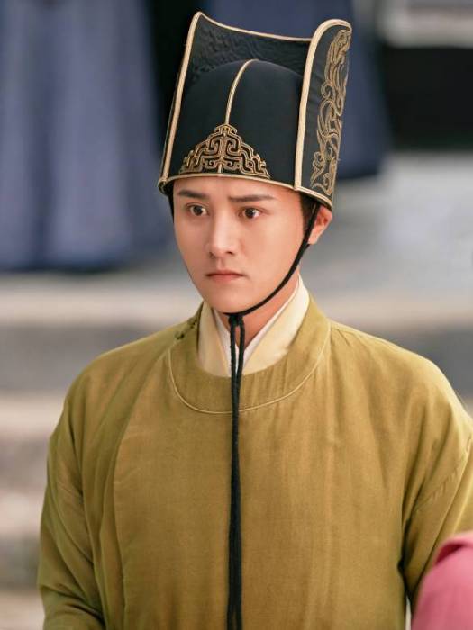 李智多