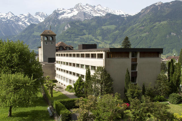 瑞士萊蒙尼亞學院