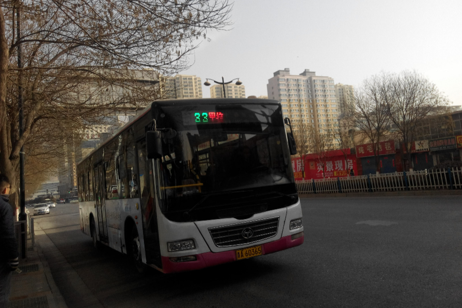 西寧公交33路 西寧公交33路