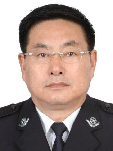 錢偉(中共深圳市委政法委原常務副書記(正局級)、市維穩辦原主任) 錢偉(中共深圳市委政法委原常務副書記(正局級)、市維穩辦原主任)