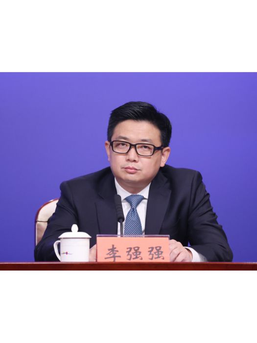 李強強(深圳市文化廣電旅遊體育局黨組成員、副局長) 李強強(深圳市文化廣電旅遊體育局黨組成員、副局長)