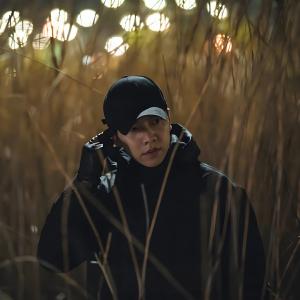 鄭巴凜 鄭巴凜