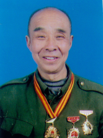 周厚德 周厚德