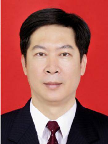 吳宏波(揭陽市揭東區人民政府黨組成員、副區長) 吳宏波(揭陽市揭東區人民政府黨組成員、副區長)
