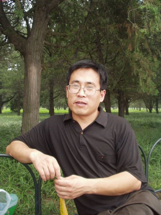 衣奎偉 衣奎偉