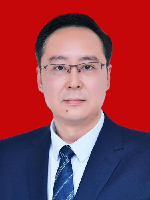 譚青松(四川省巴中市通江縣委副書記,縣人民政府黨組書記、縣長) 譚青松(四川省巴中市通江縣委副書記,縣人民政府黨組書記、縣長)
