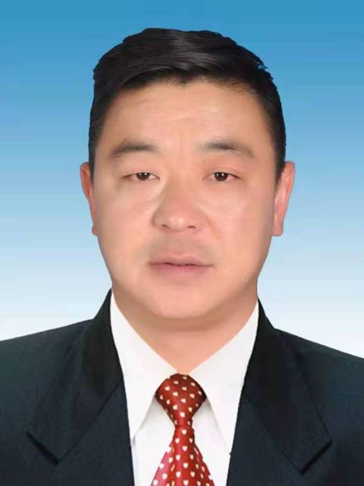 楊曉華(雲南省迪慶州香格里拉市上江鄉人民政府副鄉長) 楊曉華(雲南省迪慶州香格里拉市上江鄉人民政府副鄉長)