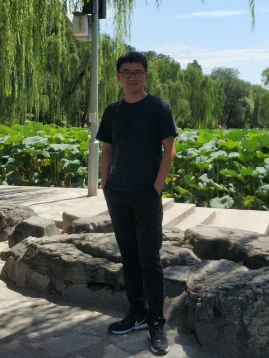 何萬兵(復旦大學現代物理研究所講師) 何萬兵(復旦大學現代物理研究所講師)