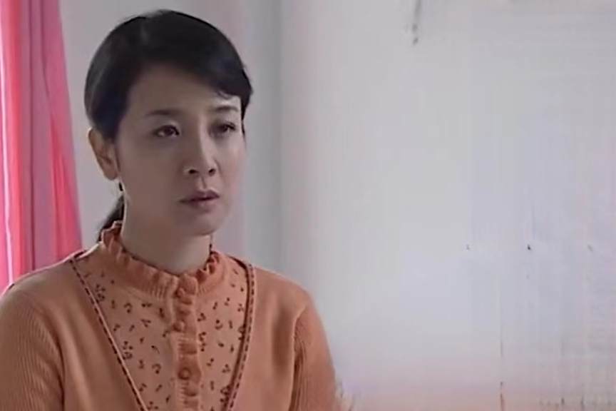 田紅(都市懸疑劇《菸灰缸之謎》中的角色)