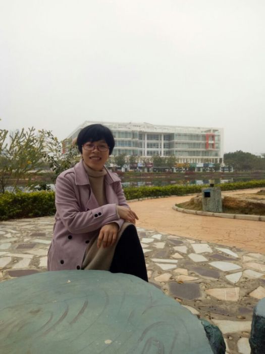 許丹妮(高級美容師) 許丹妮(高級美容師)