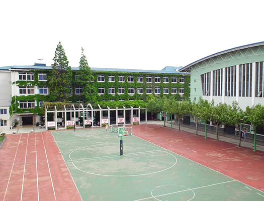 學校體育場
