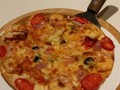 大蝦鮮茄薄脆披薩