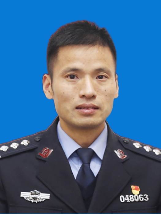 馬燕平(浙江乍浦經濟開發區(嘉興港區)管理委員會、嘉興綜合保稅區管理委員會原副主任) 馬燕平(浙江乍浦經濟開發區(嘉興港區)管理委員會、嘉興綜合保稅區管理委員會原副主任)