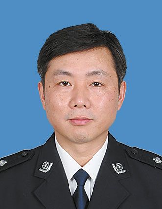 陶誠(寧波市公安局黨委委員、政治部主任) 陶誠(寧波市公安局黨委委員、政治部主任)