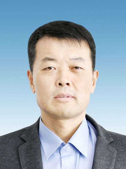 李高峰(山東省日照市嵐山區人民政府黨組成員、副區長,日照市公安局嵐山分局黨委書記、局長、督察長) 李高峰(山東省日照市嵐山區人民政府黨組成員、副區長,日照市公安局嵐山分局黨委書記、局長、督察長)