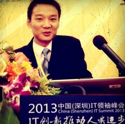 祝君(中國著名男導演、深圳市九曲網科技有限公司執行董事) 祝君(中國著名男導演、深圳市九曲網科技有限公司執行董事)