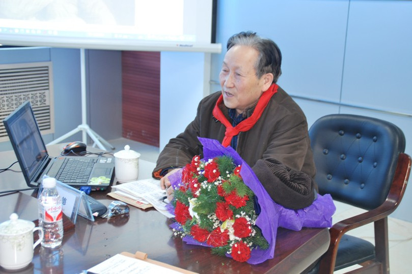 梁友德 梁友德