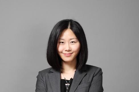 蕢鶯春(曾任駐華使館新聞官員) 蕢鶯春(曾任駐華使館新聞官員)