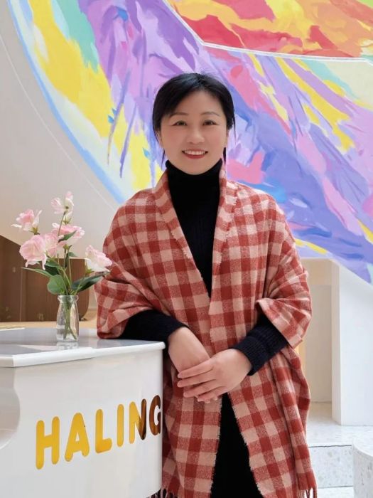 樓雅佳 樓雅佳