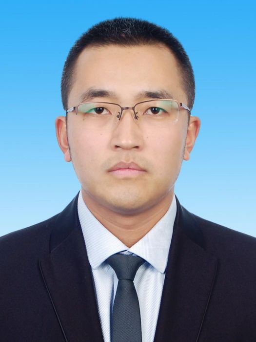 任昊(內蒙古自治區阿巴嘎旗旗委常委、旗委辦公室主任) 任昊(內蒙古自治區阿巴嘎旗旗委常委、旗委辦公室主任)